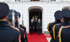 Prezident İlham Əliyevin Bratislavada rəsmi qarşılanma mərasimi olub