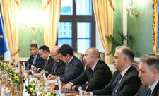 Bratislavada Azərbaycan və Slovakiya prezidentlərinin geniş tərkibdə görüşü olub