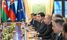 Bratislavada Azərbaycan və Slovakiya prezidentlərinin geniş tərkibdə görüşü olub