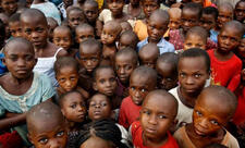 Nigeriyada terrorçular tərəfindən qaçırılan 100 məktəbli azad edilib