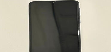 Cəzaçəkmə müəssisəsinə telefon keçirilməsinin qarşısı alınıb