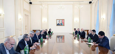 Prezident Əraqçinin rəhbərlik etdiyi nümayəndə heyətini qəbul edib