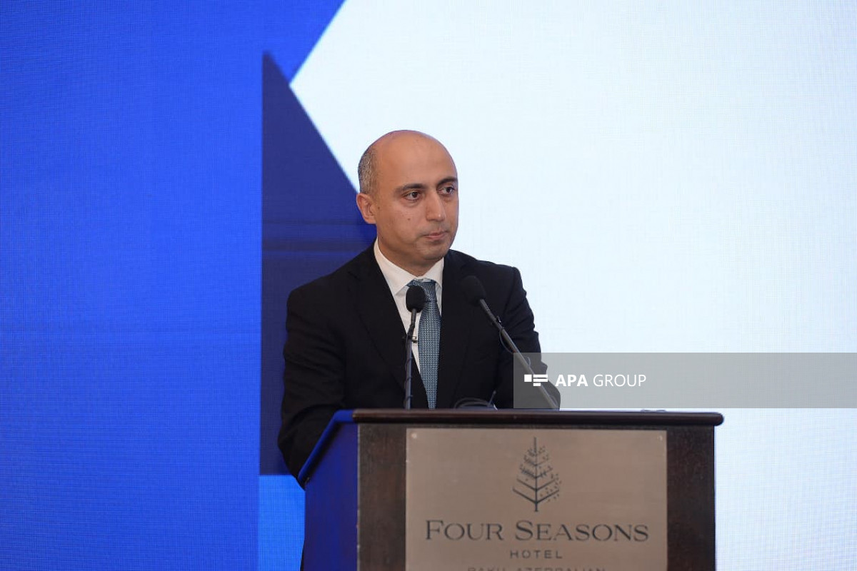 Emin Əmrullayev: 8 minə yaxın müəllimin fəaliyyətinə peşəsinə uyğun olmadığına görə xitam vermişik