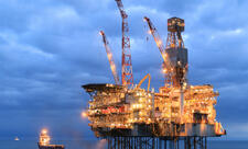 "Şahdəniz" kompressiya platformasının dayaq blokunun tikintisi üzrə müqavilə imzalanıb