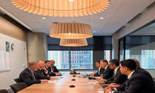 Rəşad Nəbiyev ABŞ-da "bulud" infrastrukturunun inkişafı məsələsini müzakirə edib