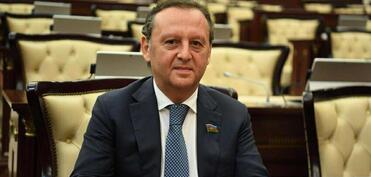 “Erməni kilsəsi siyasi idarəçiliyə müdaxilə etməyə çalışır”