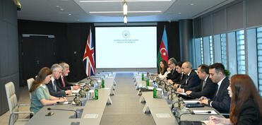 Böyük Britaniya ilə müxtəlif iqtisadi sahələrdə birgə fəaliyyətin təşviqi müzakirə edilib