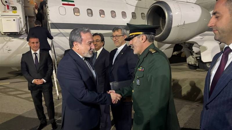 Əraqçinin Bakı səfəri: Azərbaycan–İran münasibətlərində dialoq güclənir