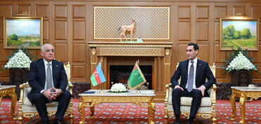 Əli Əsədov Aşqabadda Türkmənistan Prezidenti ilə görüşüb