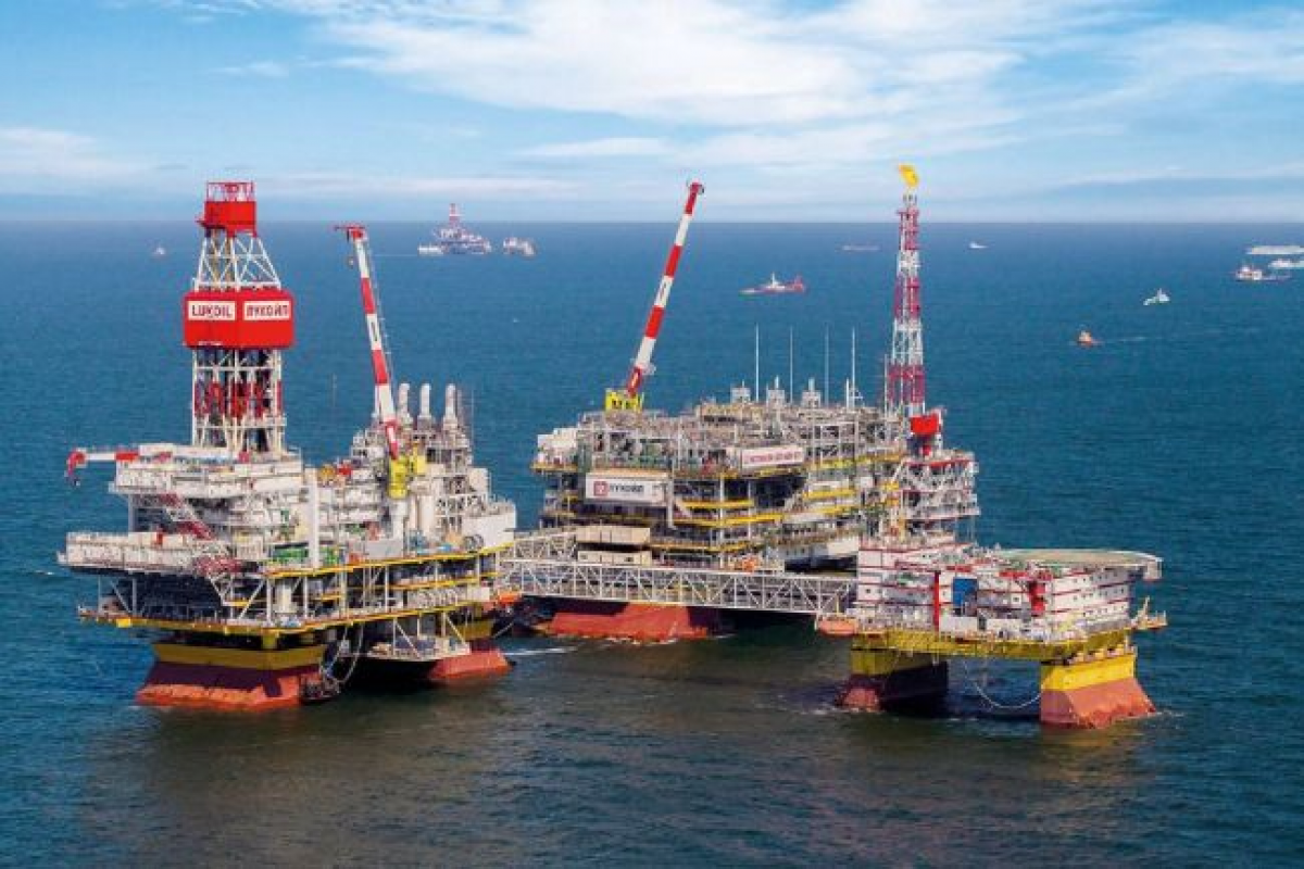 KİV: Ukrayna dronları ilk dəfə Rusiyanın Xəzərdə neft platformasına zərbə endirib