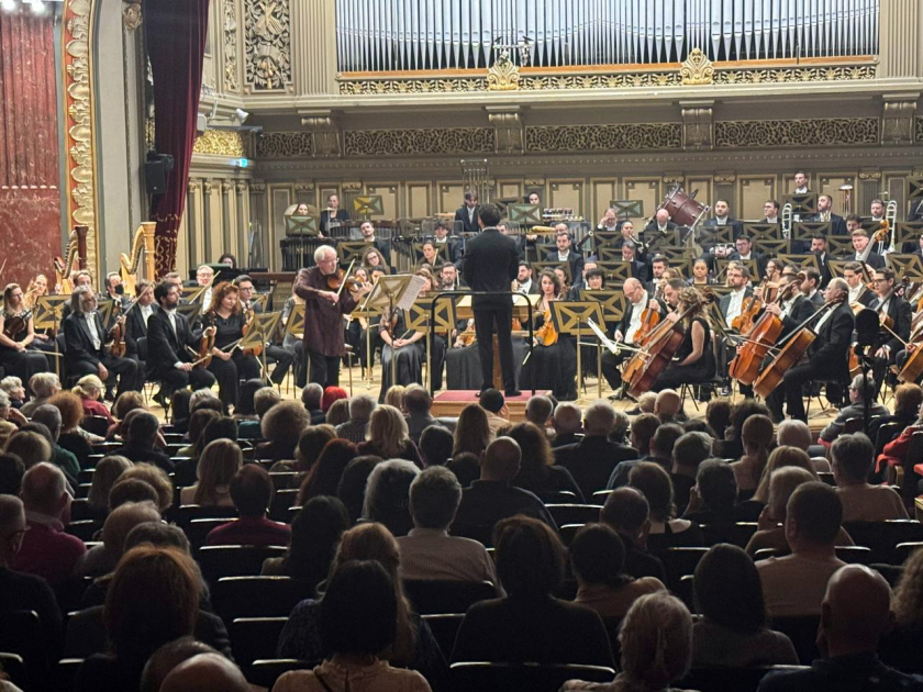 Buxarestdə Fuad İbrahimovun dirijorluğu ilə möhtəşəm konsertlər təşkil olunub