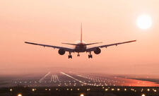 Azərbaycanda hava yolu ilə sərnişin daşımaları artıb, yük daşımaları isə azalıb