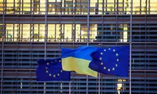 “Financial Times”: Trampın sülh planına görə Ukrayna 2027-ci ilə qədər Aİ-yə üzv olmalıdır