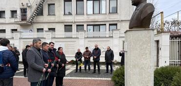 Moldovadakı Azərbaycan diasporu Azərbaycan Xalqının Ümummilli Lideri Heydər Əliyevin vəfatının 22-ci ildönümünü qeyd etdi