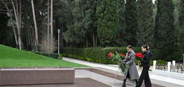 Mehriban Əliyeva Heydər Əliyevin məzarının ziyarəti ilə bağlı paylaşım etdi