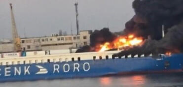 Odessa limanında Türkiyəyə məxsus yük gəmisi vurulub