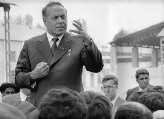 “Ulu Öndər xalqı yumruq kimi birləşərək bir amal uğrunda mübarizə aparmağa səslədi”