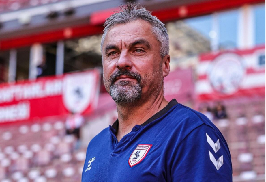 Türkiyə klubu almaniyalı baş məşqçi ilə müqaviləni yeniləyəcək