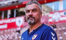 Türkiyə klubu almaniyalı baş məşqçi ilə müqaviləni yeniləyəcək