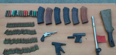 İki gündə polis xeyli silah-sursat aşkar edib