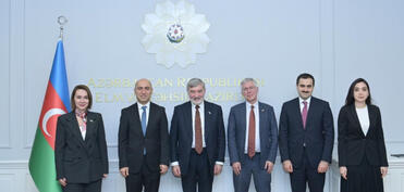 Emin Əmrullayev Böyük Britaniyanın Lordlar Palatasının üzvü ilə görüşüb