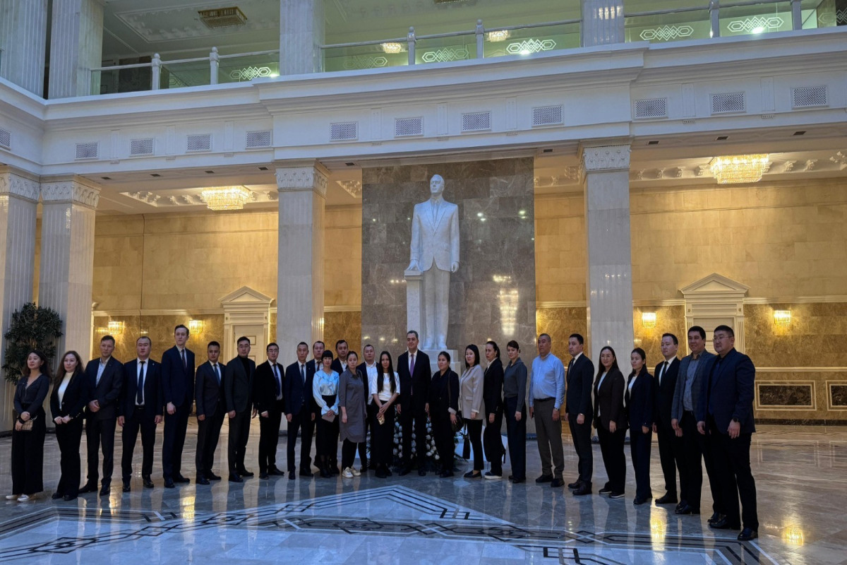 Qazaxıstanın hakimliyə namizədləri Ədliyyə Akademiyasında təcrübə keçib