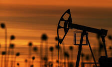 Dünya bazarlarında neft ucuzlaşıb