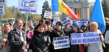 Moldovada müəllimlər maaşların artırılması tələbi ilə etiraz aksiyası keçirəcək