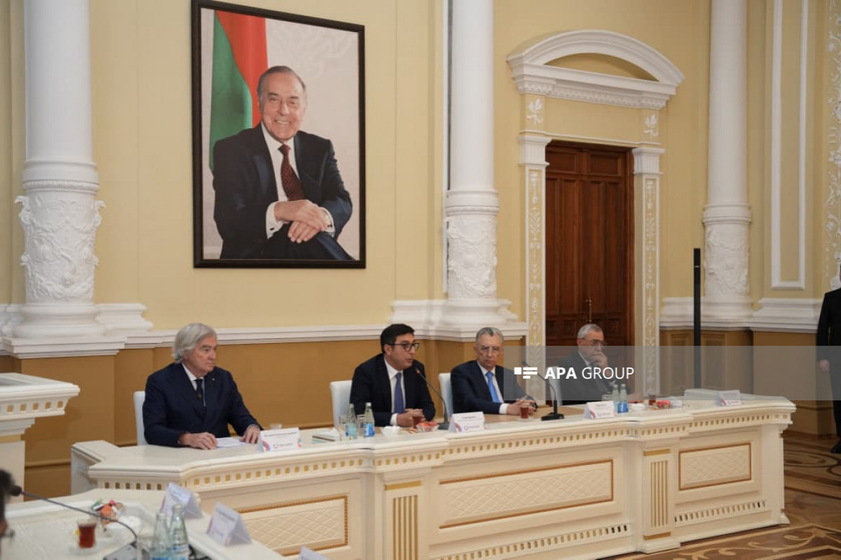 Dünya İdman Paytaxtı titulu rəsmi olaraq Bakıya təhvil verilib - FOTO