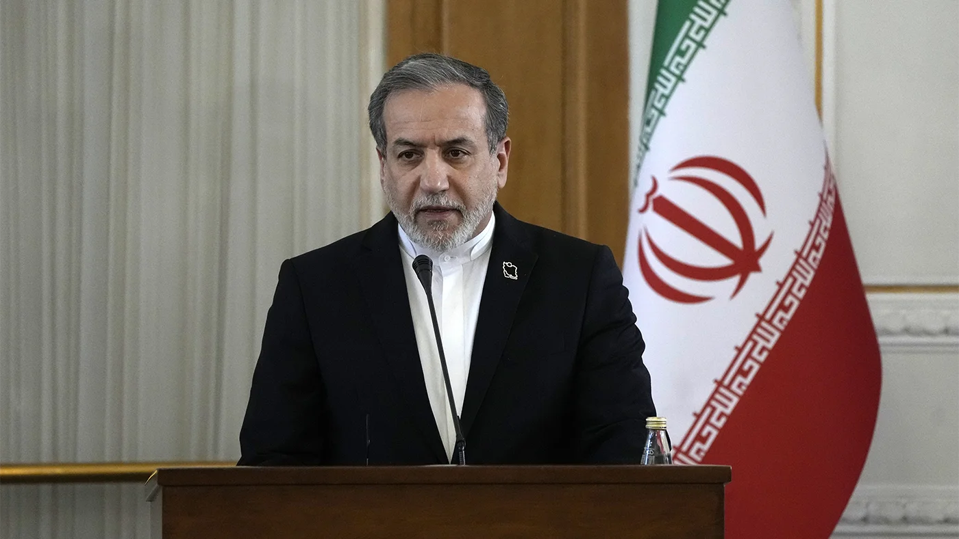 Əraqçi Lavrovla görüşmək üçün Moskvaya gedir