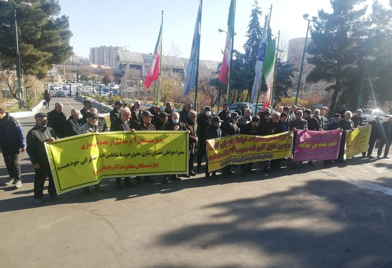 Təqaüdçülər Azərbaycanın iki şəhərində etiraz aksiyası keçirdilər