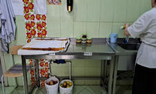 32 saylı bağçada uşaqlara iylənmiş ətdən yemək bişirildiyi ilə bağlı iddialara aydınlıq gətirilib