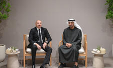 Əbu-Dabidə Prezident İlham Əliyev Birləşmiş Ərəb Əmirliklərinin Prezidenti ilə görüşüb