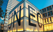 UNEC və Macarıstan universitetlərinin elmmetrik göstəriciləri müqayisəli təhlil edilib