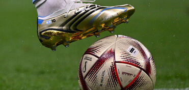 Son bir ildə ən çox meydanda olan futbolçular açıqlanıb