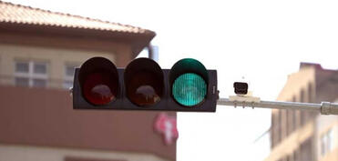 Bakıda ilk dəfə ağıllı svetoforlar quraşdırılıb