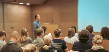 İkili diplom proqramlarının maliyyələşdirilməsi qaydası müəyyənləşib