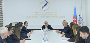 Peşə Təhsili üzrə Dövlət Agentliyinin yeni direktoru kollektivə təqdim olunub