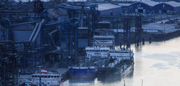 Rostov-na-Donuda gəmiyə PUA hücumu olub, 2 nəfər ölüb