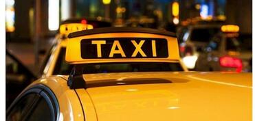 Müştəri sifarişdən imtina edən taksi sürücüsünü döydü