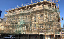 Bakıda tikinti zamanı ziyan dəyən abidənin dam örtüyü bərpa edilir