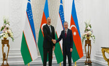Şavkat Mirziyoyev Prezident İlham Əliyevi təbrik edib
