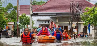 İndoneziyada daşqınlar nəticəsində ölənlərin sayı 1100-ü keçib