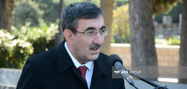 Cevdet Yılmaz Azərbaycana səfərə gəlib