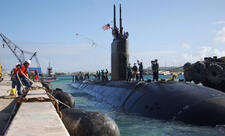 ABŞ-ın nüvə enerjisi ilə işləyən sualtı qayığı "Greeneville" Cənubi Koreya limanına çatıb