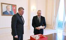 Həştərxanın qubernatoru Prezident İlham Əliyevi təbrik edib