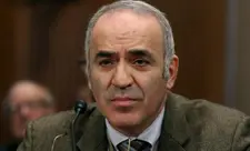 Qarri Kasparov barəsində qiyabi həbs qərarı verilib