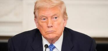 Tramp Kolumbiya Prezidentini "kokain fabriklərini" bağlamağa çağırıb