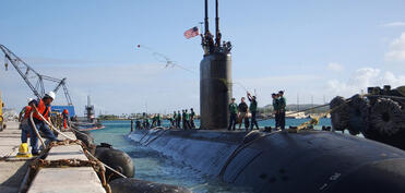 ABŞ-ın nüvə enerjisi ilə işləyən sualtı qayığı "Greeneville" Cənubi Koreya limanına çatıb