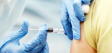 Səhiyyə Nazirliyi əhalini qripə qarşı peyvənd olunmağa çağırıb